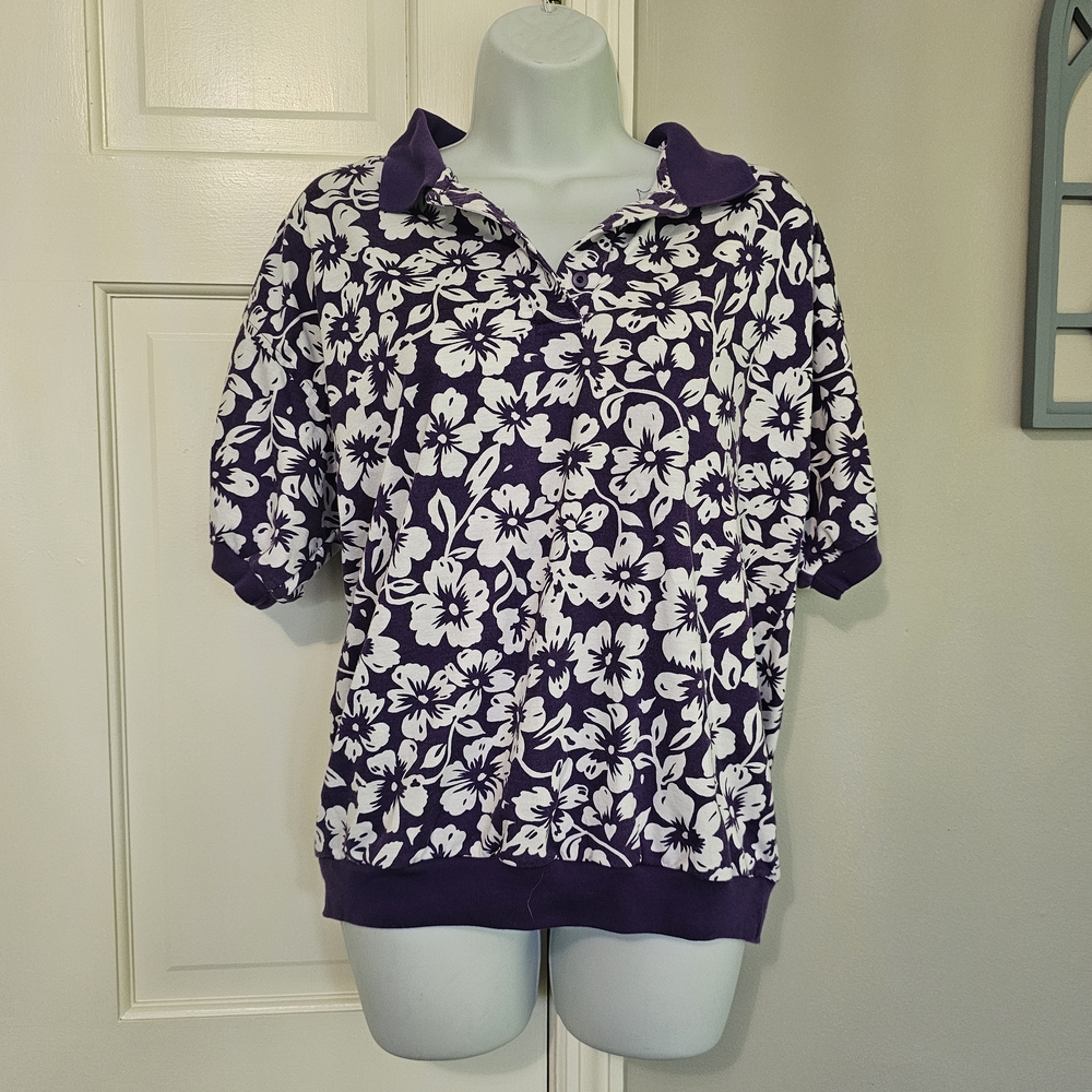 Floral Purple and White Short Sleeve Top